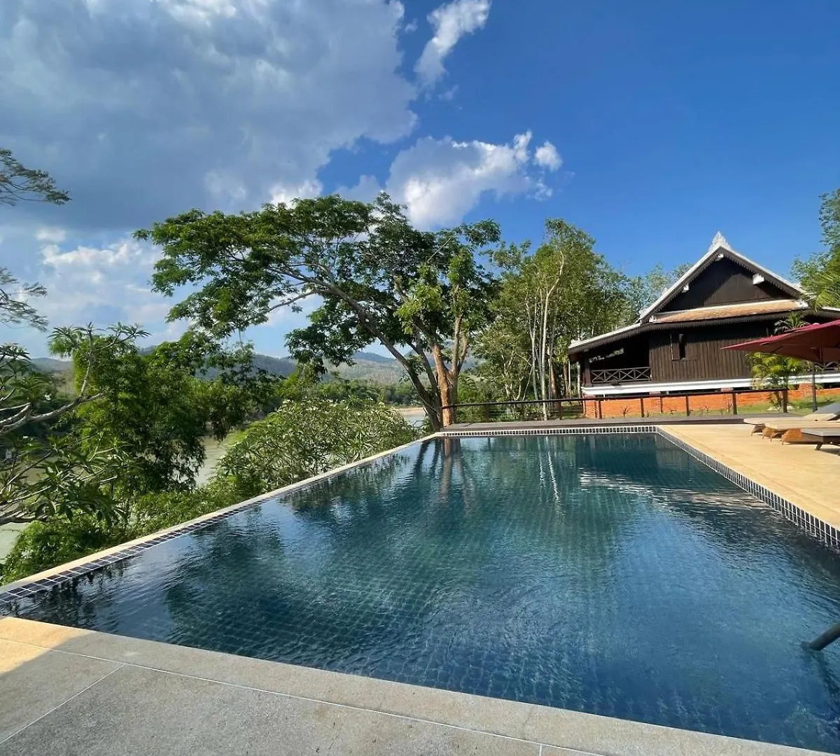 Apartmán Nam Ou Riverside Hotel & Resort Laos