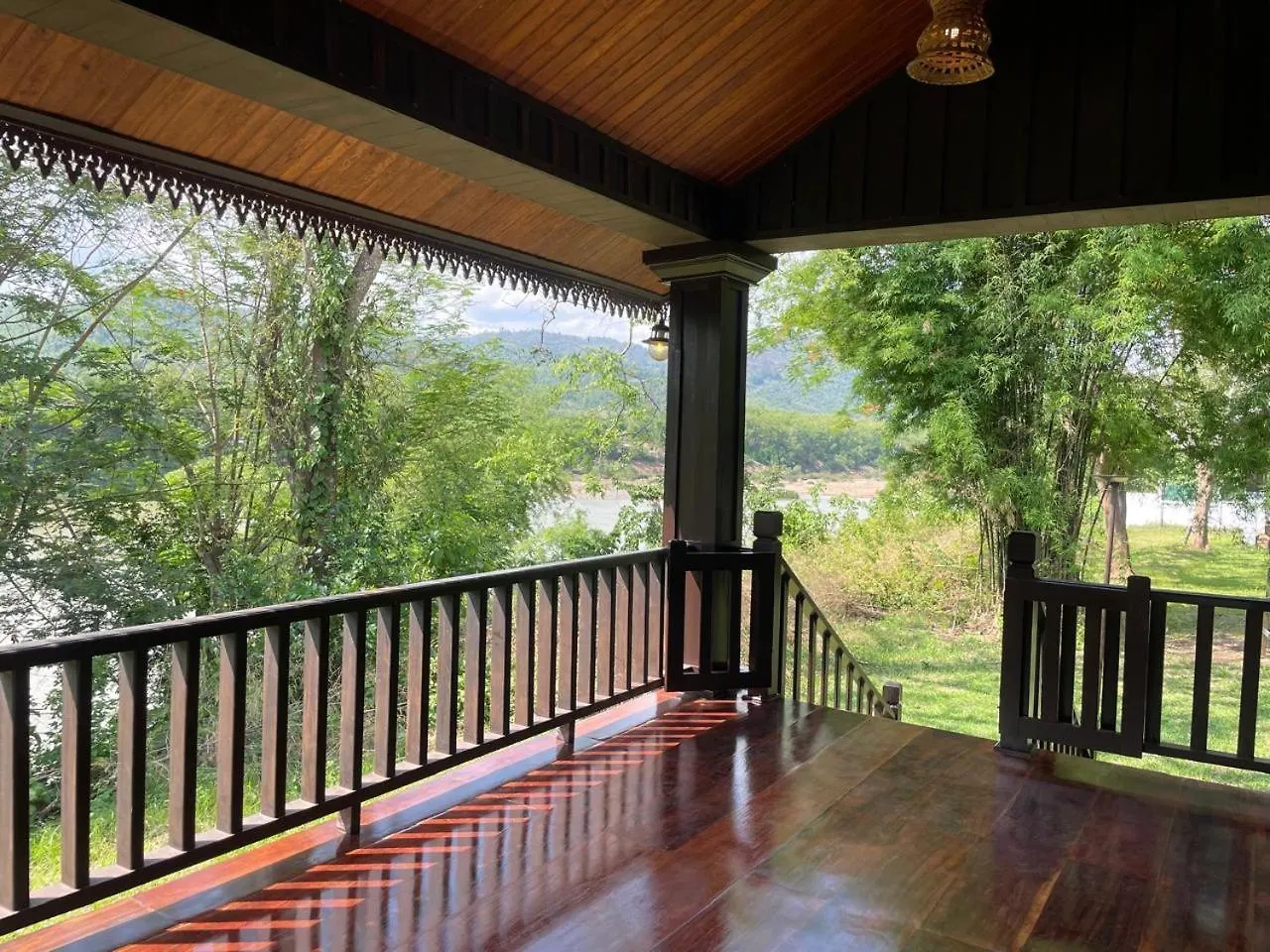 Nam Ou Riverside Hotel & Resort Apartment Luang Prabang
