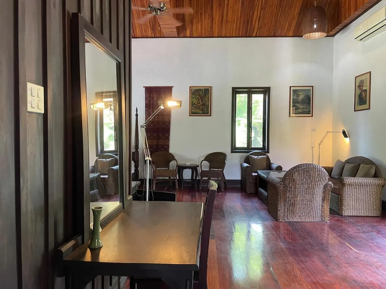 Nam Ou Riverside Hotel & Resort Apartmán