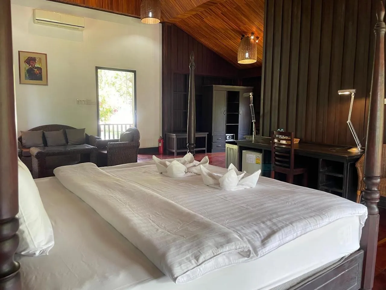 Nam Ou Riverside Hotel & Resort 0*, Luang Prabang Laos
