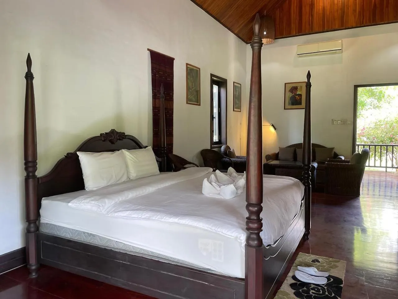 Nam Ou Riverside Hotel & Resort 0*, Luang Prabang