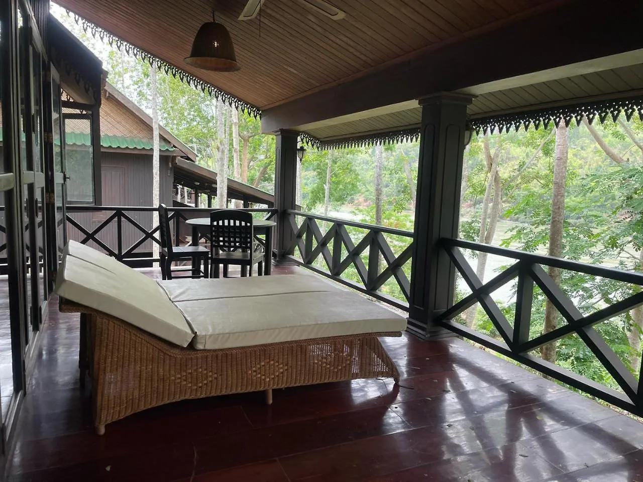 Nam Ou Riverside Hotel & Resort Luang Prabang