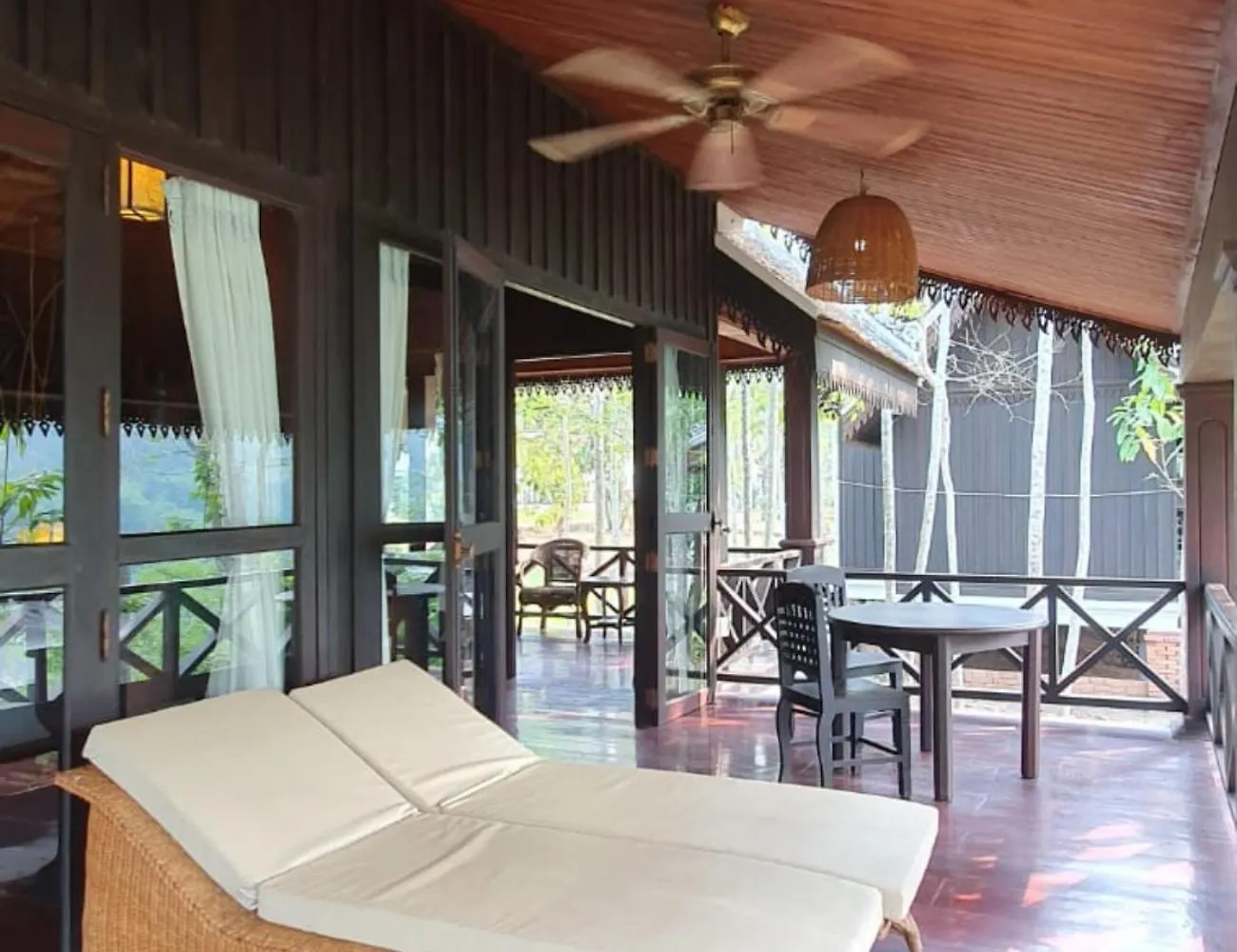Apartment Nam Ou Riverside Hotel & Resort Laos